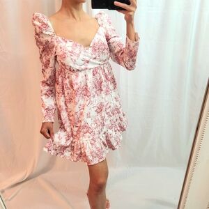 Missguided + Pink Floral Long Sleeve Dress